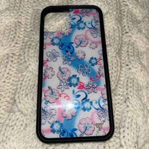 Frankies Bikinis City of Angels iPhone 14/15 Plus Case Wildflower